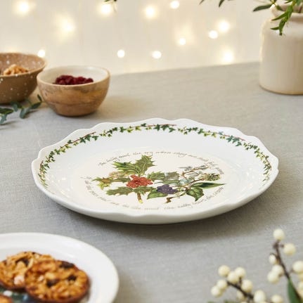 The Holly and the Ivy Scalloped Platter