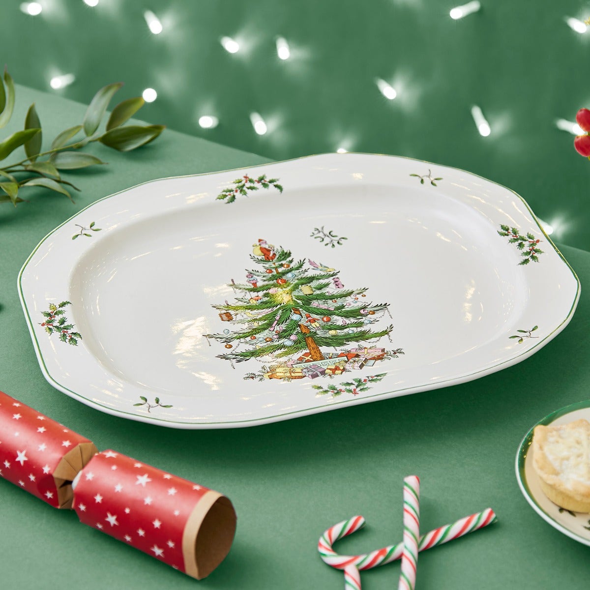 Christmas Tree Sculpted Oval Platter, 35cm