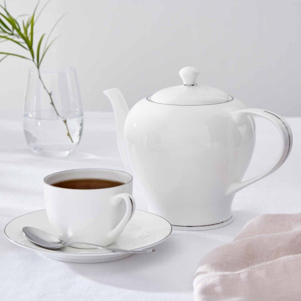 Serendipity Platinum Teapot