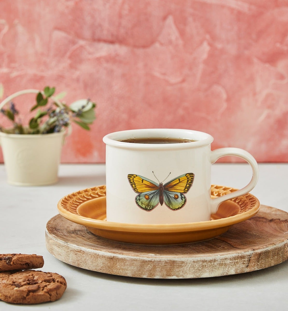 Botanic Garden Harmony Cup & Saucer, Amber