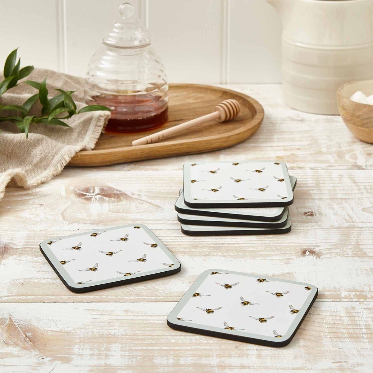 Wrendale Designs Bee Set of 6 Coasters