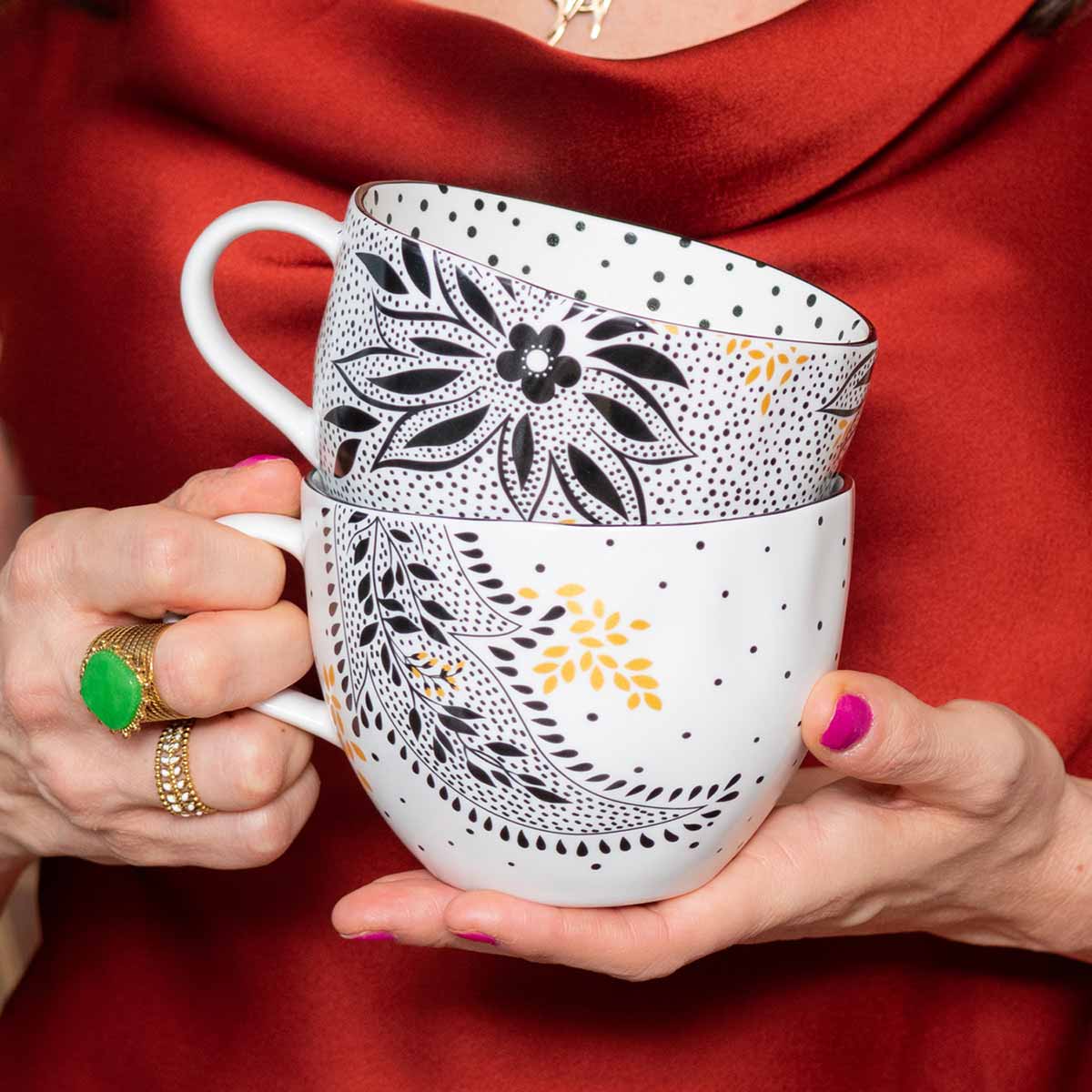 Sara Miller Artisanne Noir Mug, Lotus