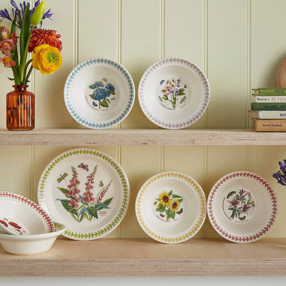 Botanic Garden Meadow Oatmeal Bowl, Azalea