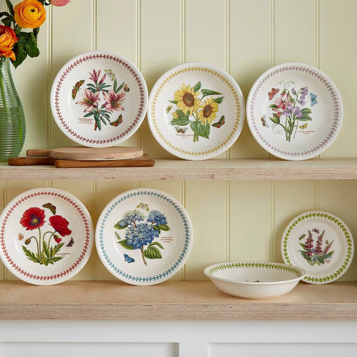 Botanic Garden Meadow Pasta Bowl, Hydrangea