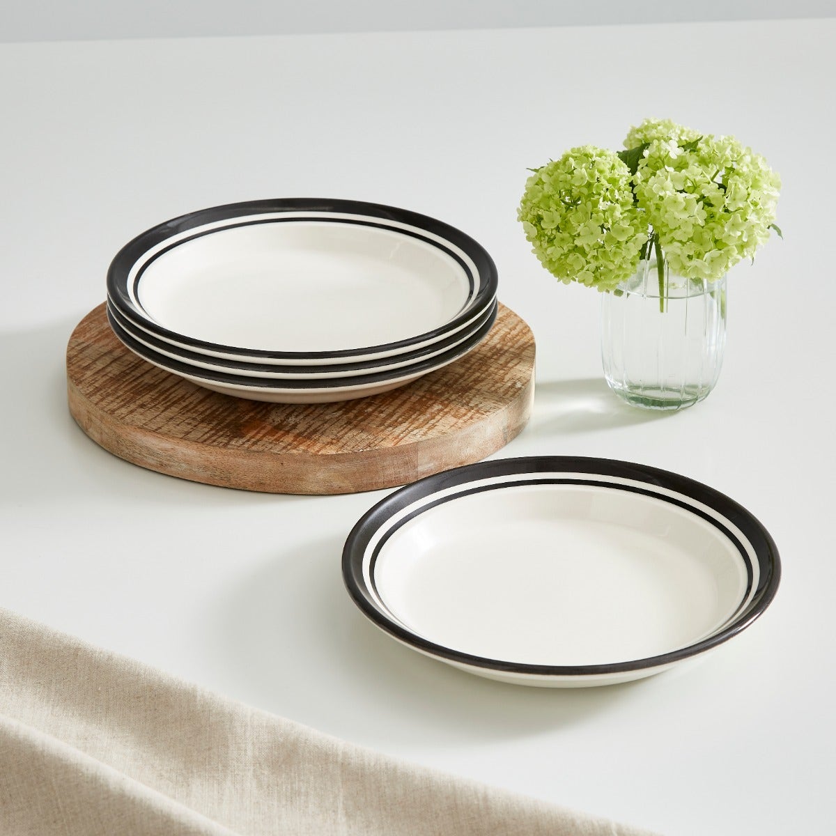 Potter's Stripe Set of 4 Side Plates, Black