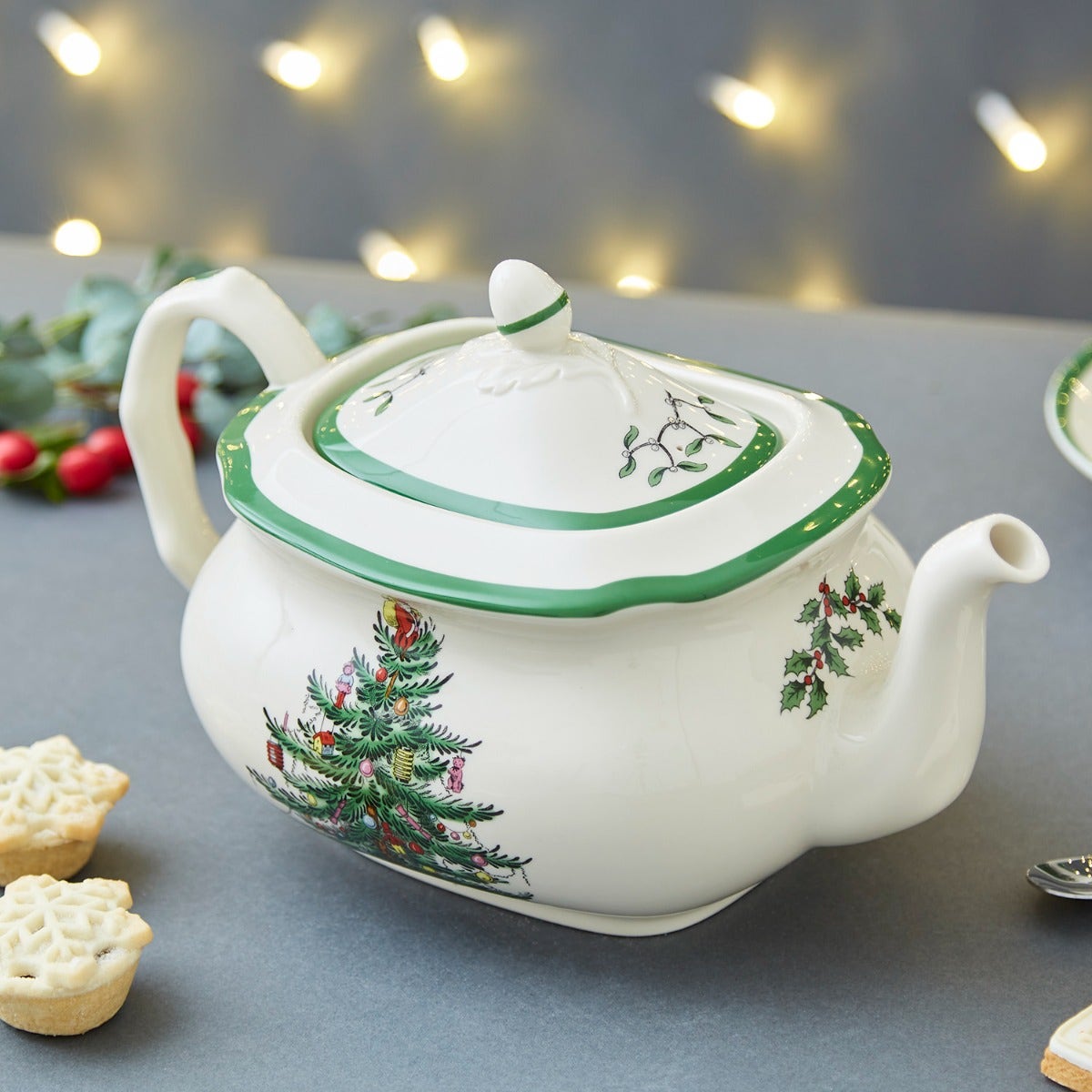 Christmas Tree Teapot