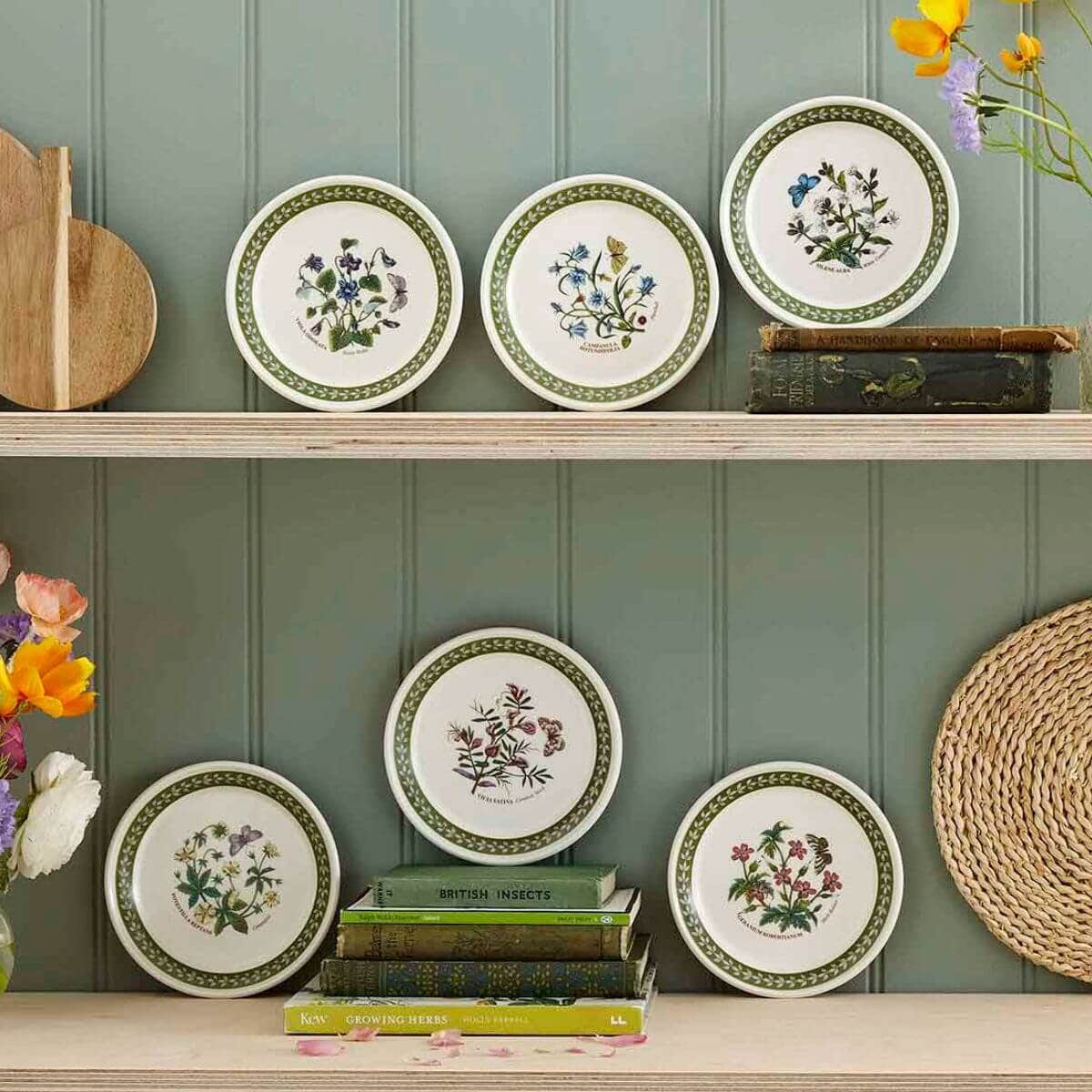 Botanic Garden Etchings Bread Plate, Cinquefoil