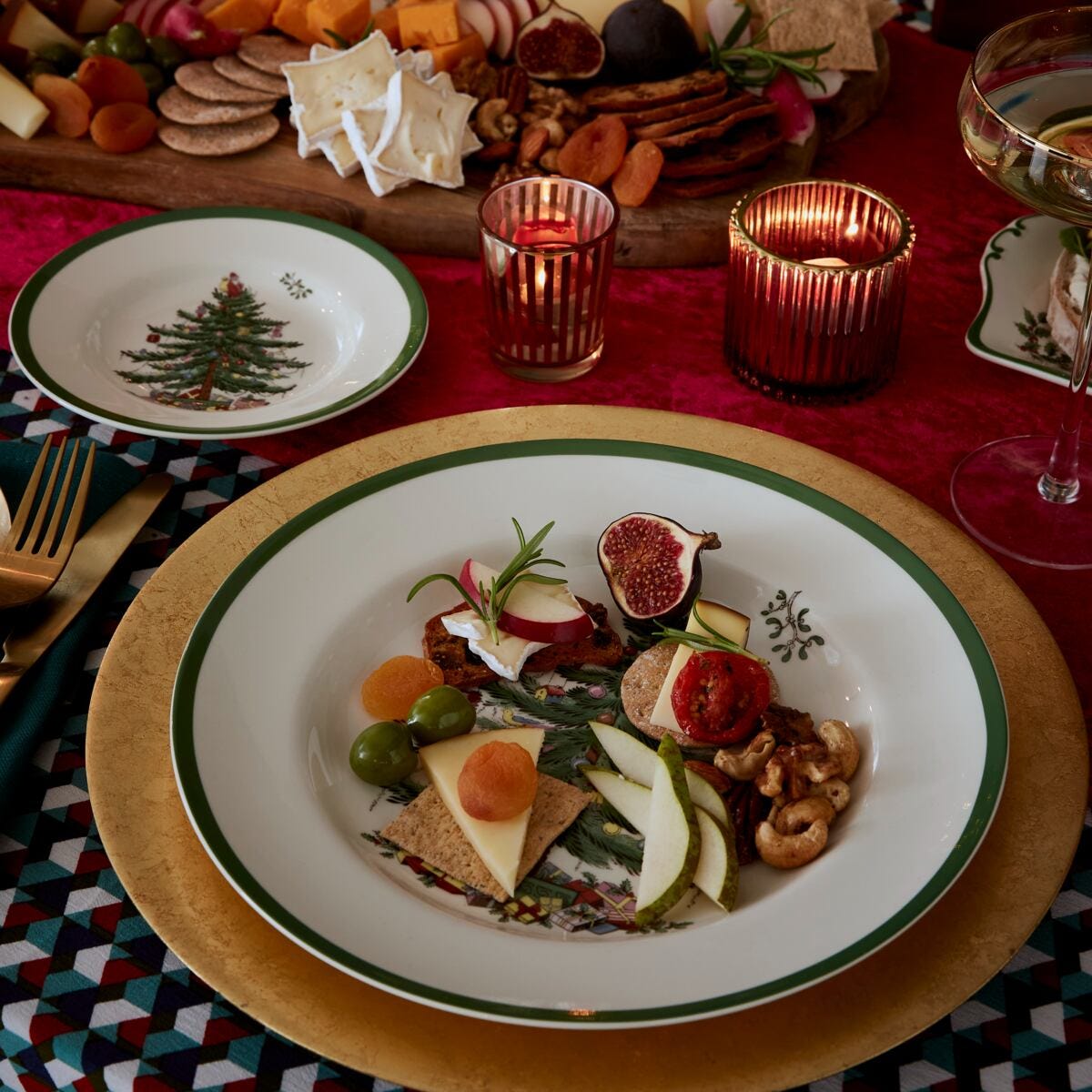 Christmas Tree Set of 4 Soup Plates