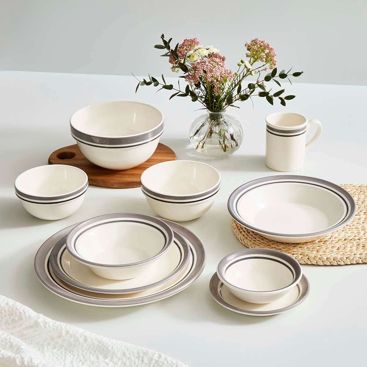 Potter's Stripe Set of 4 Dinner Plates, Grey