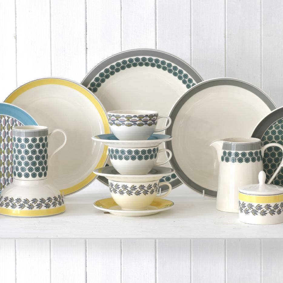 Portmeirion Westerly Yellow 8.75 inch Coupe Plate Set of 4